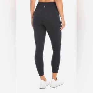 Danskin NWOT Women’s Black Leggings - Sz Small - High Rise 7/8” w/ side pockets